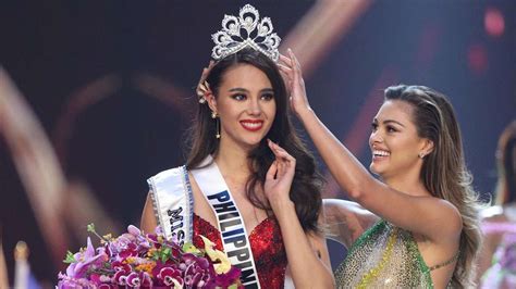 Miss Universe 2018: Un Trionfo Filipino Che Ha Trasformato un Paese e I suoi Sogni